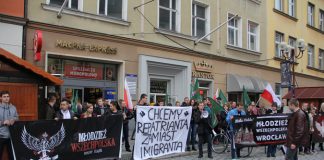 protesr.jpg