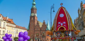 źródło: www.rathayatra.pl