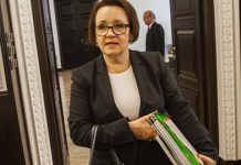 Minister Zalewska obnaża kłamstwa ZNP. „Pan Broniarz mówił, że 7 tys. nauczycieli straci pracę z powodu ustawy sześciolatkowej. Jeszcze nie przeprosił” Zalewska.jpeg