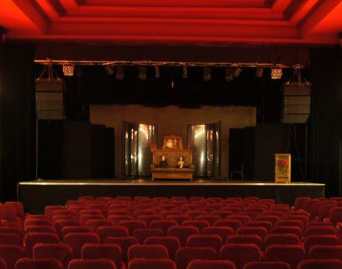 teatr1.jpg