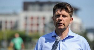 Petru4.jpg