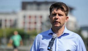 Petru4.jpg Petru4.jpg