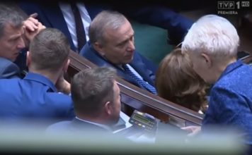 Schetyna niczego nie ukrywa: „Unia Europejska musi ingerować w działania państwa PiS, bo sami tego nie zablokujemy”